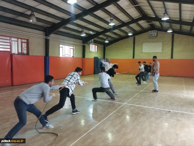 برگزاری نخستین هفته های ورزشی آموزشکده با اجرای مسابقه طناب کشی بین  دانشجویان